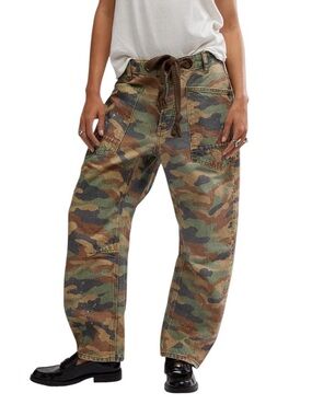We The Free Moxie Camo Barrel Pants